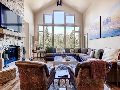 Seven Bedrooms a Huge Rental Accommodation 4500 sq ft